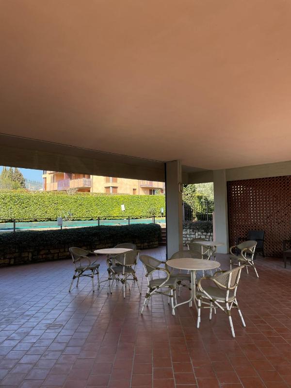 3V UGO WHIT POOL apartment Bardolino - image 20