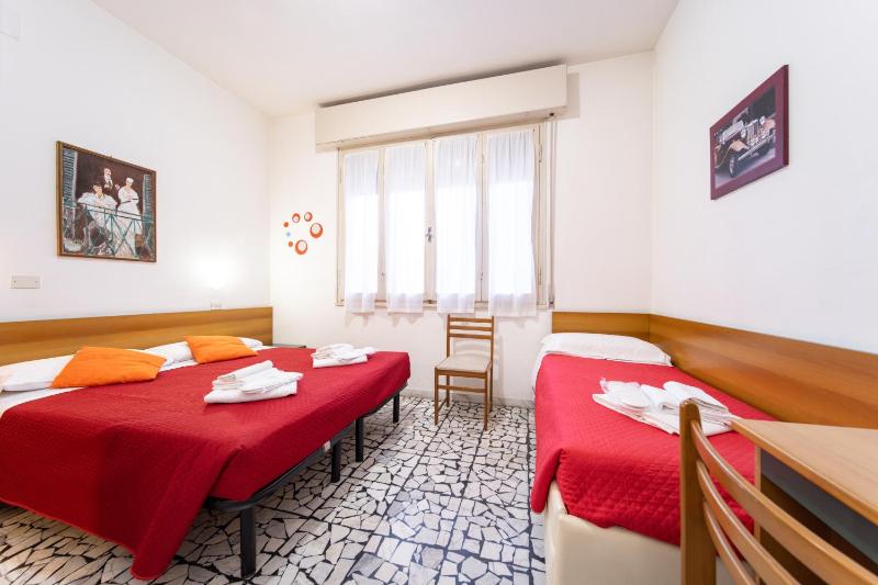 Quadruple Room image 1