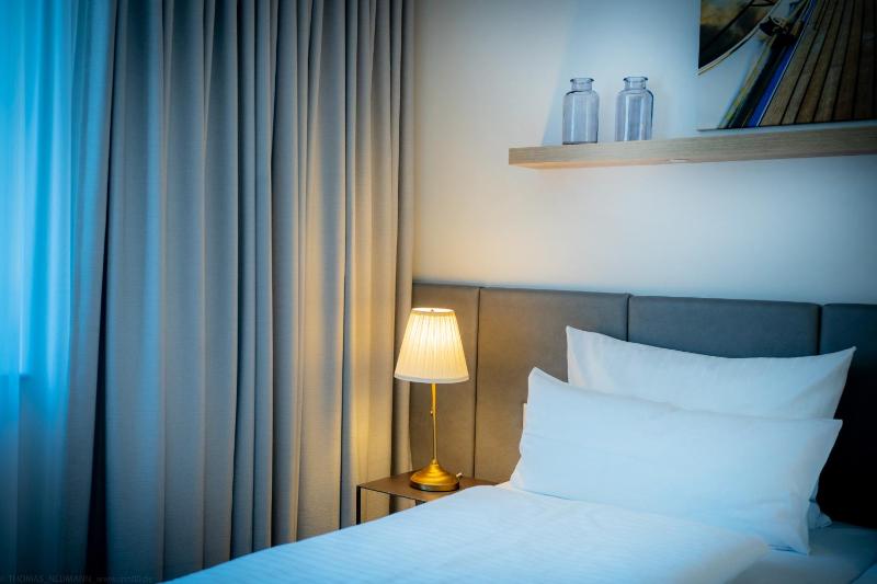 Single Room  image 2