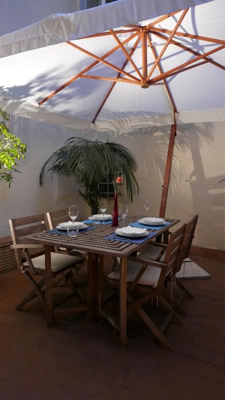 Apartment with Terrace image 2