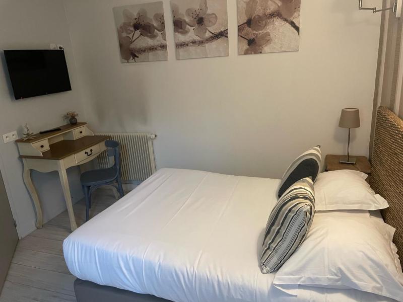 Double Room - Disability Access image 3