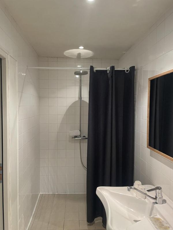 Double Room - Disability Access image 2
