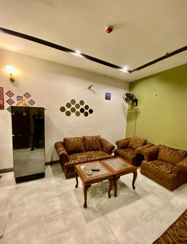 Furnished One Bed Appartments - image 7