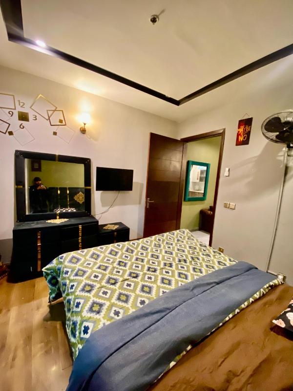Furnished One Bed Appartments - image 8
