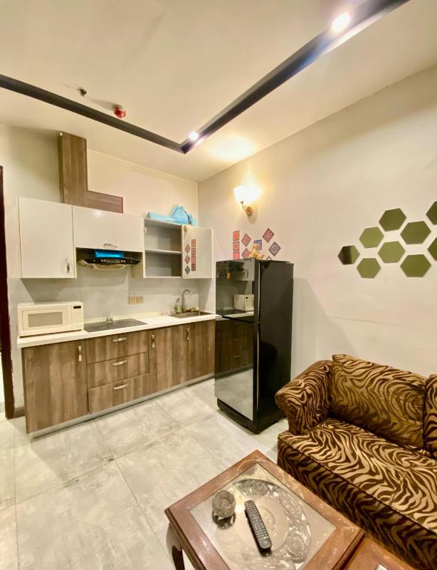Furnished One Bed Appartments - image 12