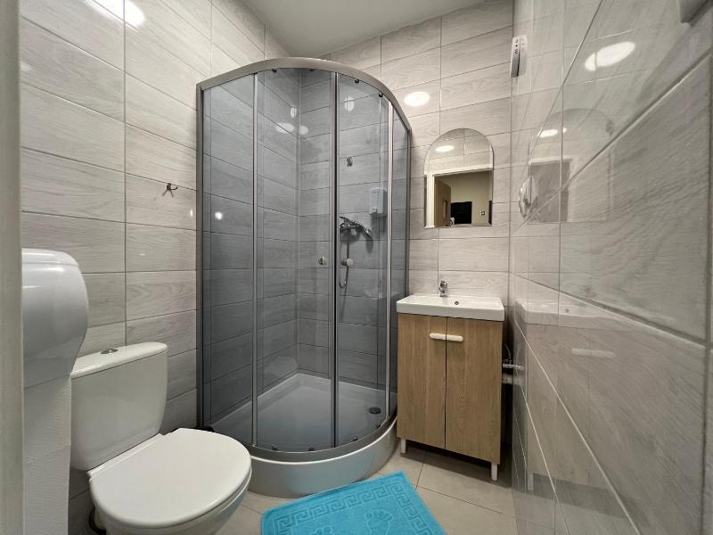 ETNA - Hostel -Noclegi Rzeszów 24 Pokoje -PARKING- - image 30