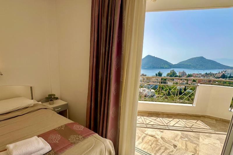 1 Bedroom Apartment - Sea View image 4