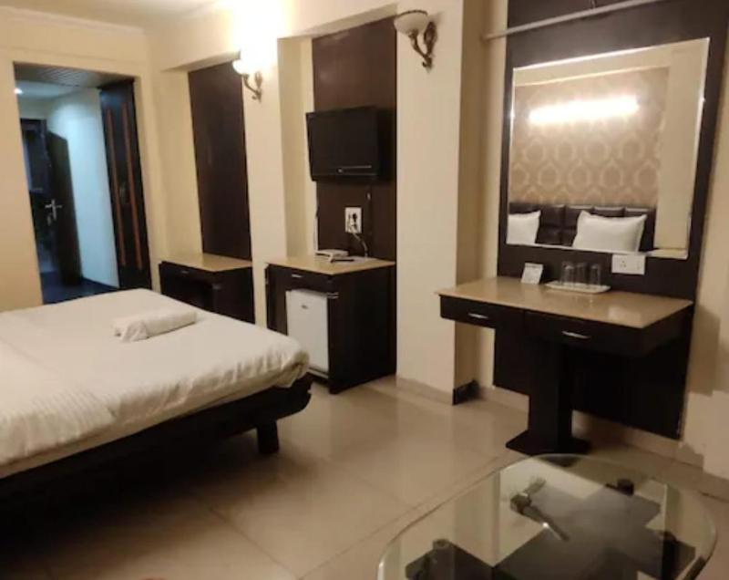 Hotel R S Residency - image 6
