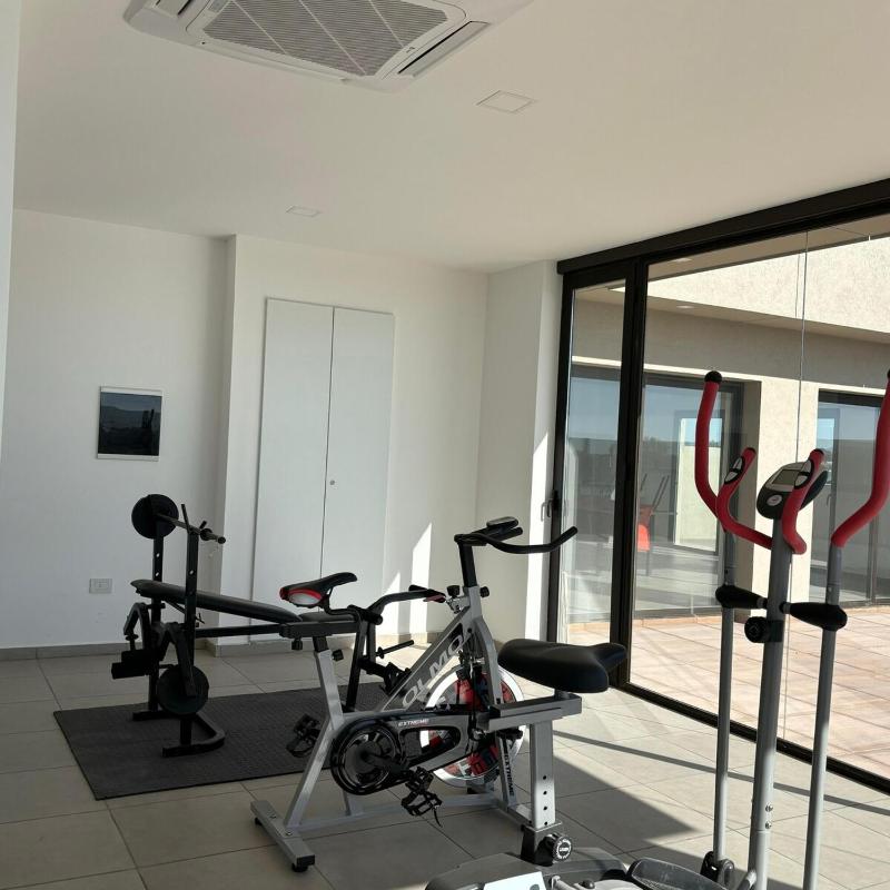 Moderno departamento céntrico - image 17
