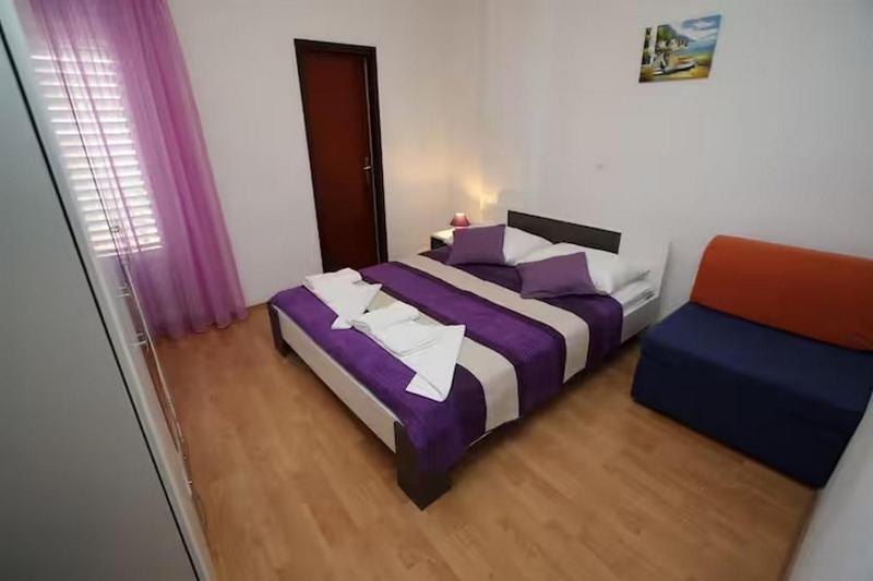 Apartments with parking space Makarska - 24071 - image 6