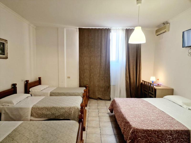 Family Room with Private Bathroom image 1
