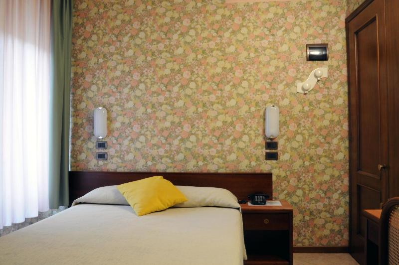 Hotel Button - image 7