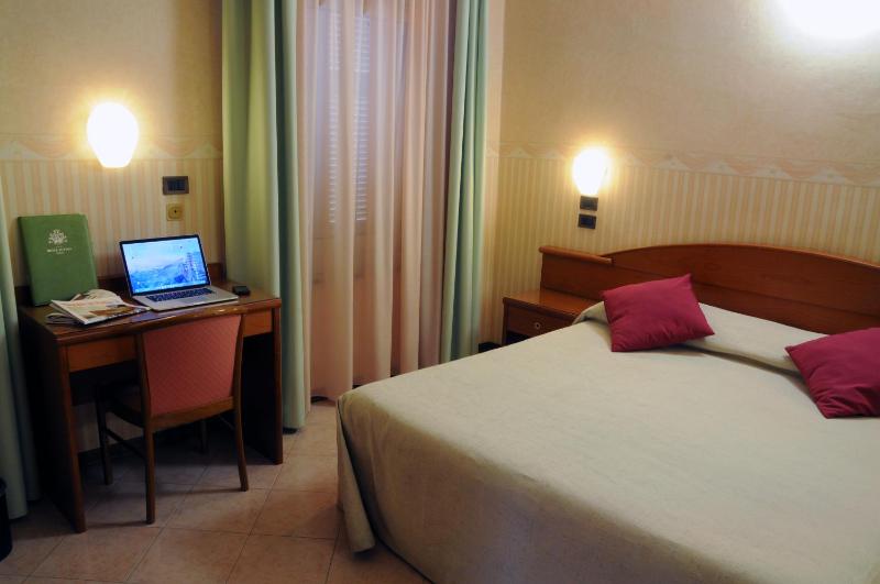 Hotel Button - image 11