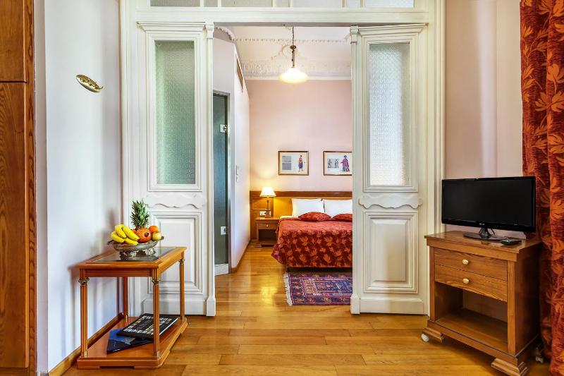 Suite image 3