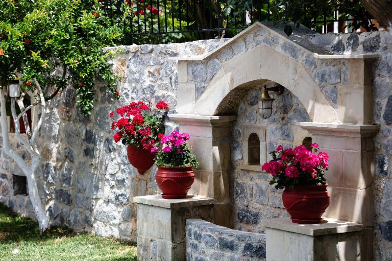 Villa image 3