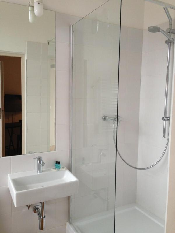 Single Room with Private Bathroom image 1