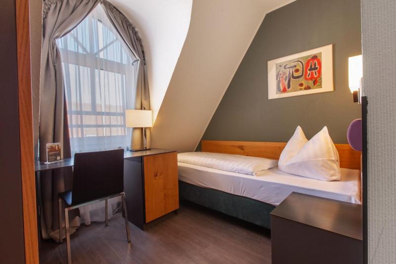 Economy Single Room image 1