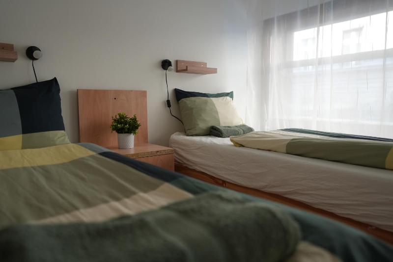 Triple Room with Private Bathroom image 1