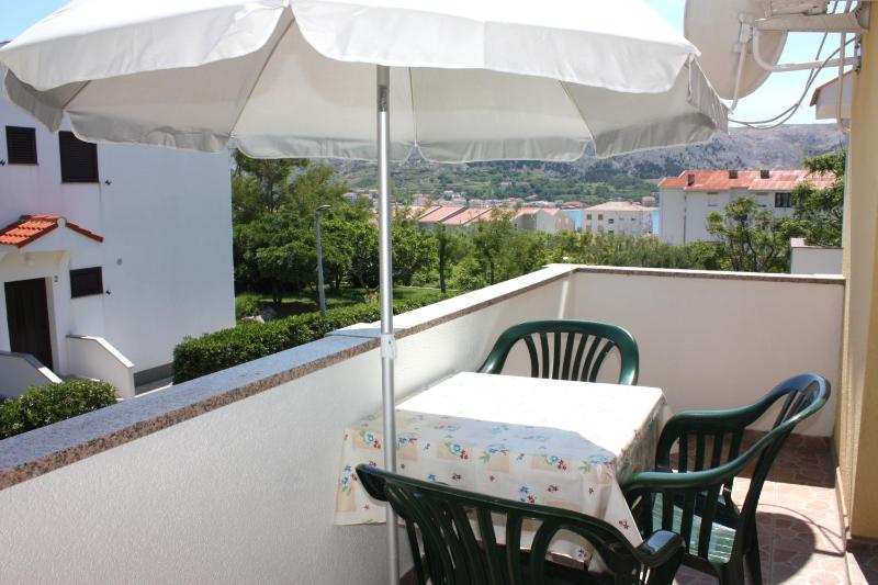 Apartment Smith near beach - image 13