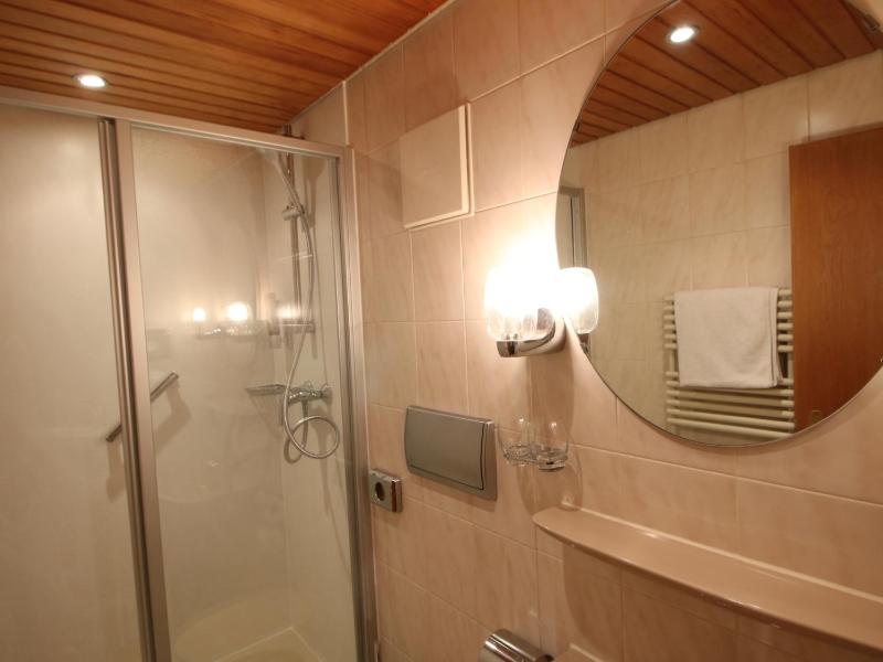 Quadruple Room image 2