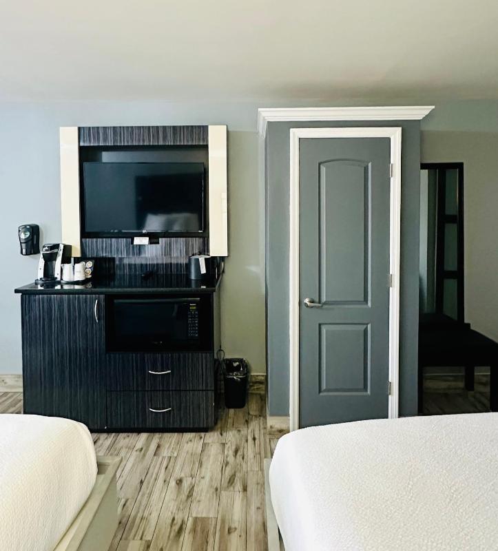 Deluxe Double Room image 4