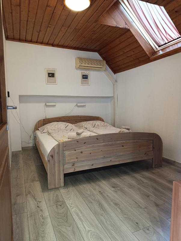 Loft image 4