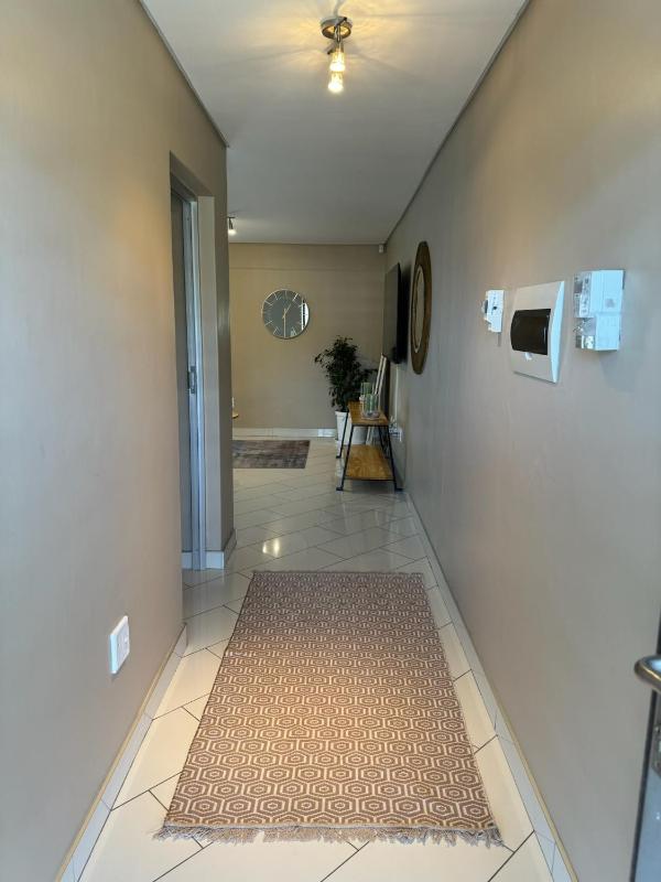Eaton Heights - image 13