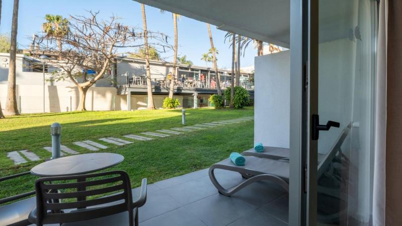 Apartment with Terrace image 1