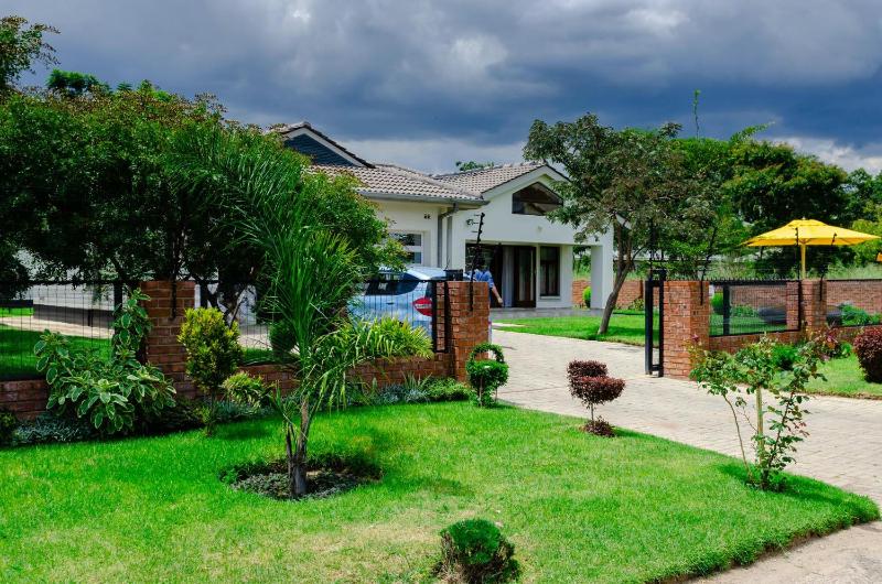 Jetsetters Arlington Estate - image 10