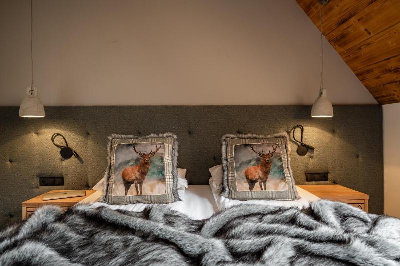 Standard Double Room image 3
