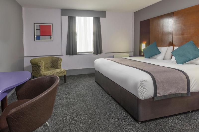Standard King Room - Non-Smoking image 2