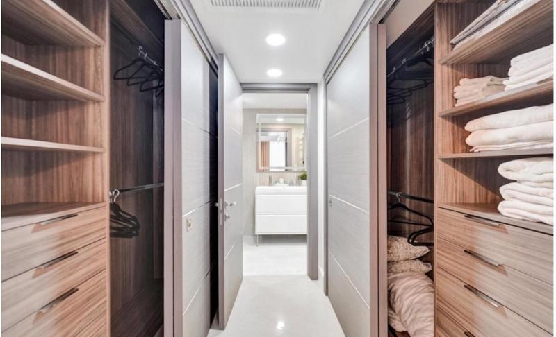 Luxury Oceanfront 2 Bedroom ON THE BEACH 3 FLOOR - image 26