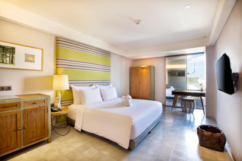Tijili Hotel Seminyak - image 14