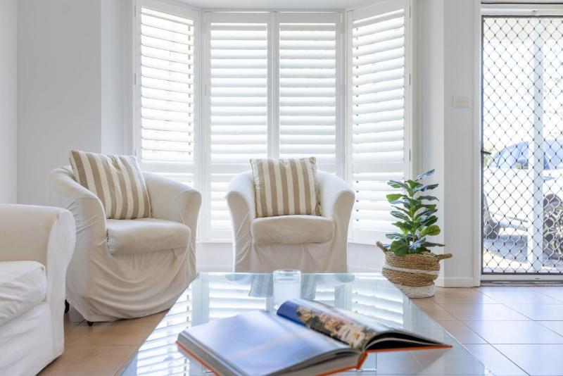 Seatown - Spacious Townhouse Close to Pippi Beach & Yamba Shops - Holiday Yamba - image 10