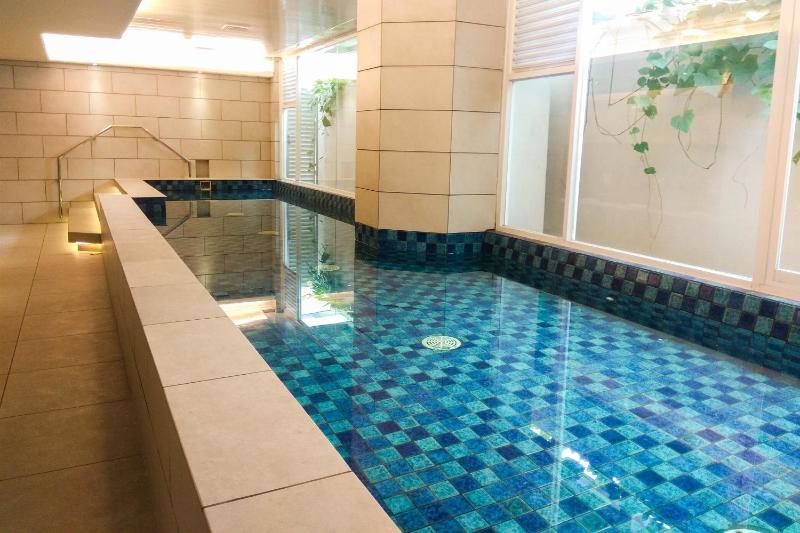 1BR Japanese Style Apartment at Mustika Golf Residence By Travelio - image 12