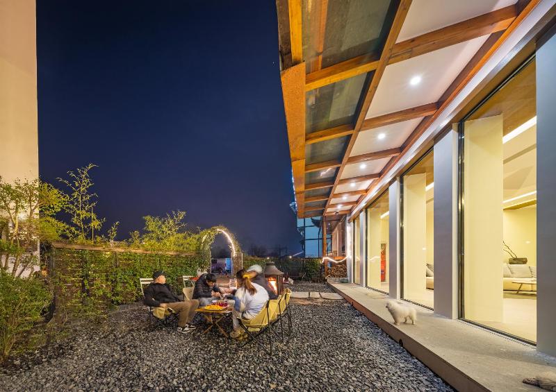 Zhangjiajie CLOUD Zhenxi Hotel- Near Forest Park EastGate about 10 Min Walk - English Butler Free Luggage Storage Tour Plan -reserve tickets for various scenic spots-Self-Service LaundryFree coffee Chinese tea - image 15