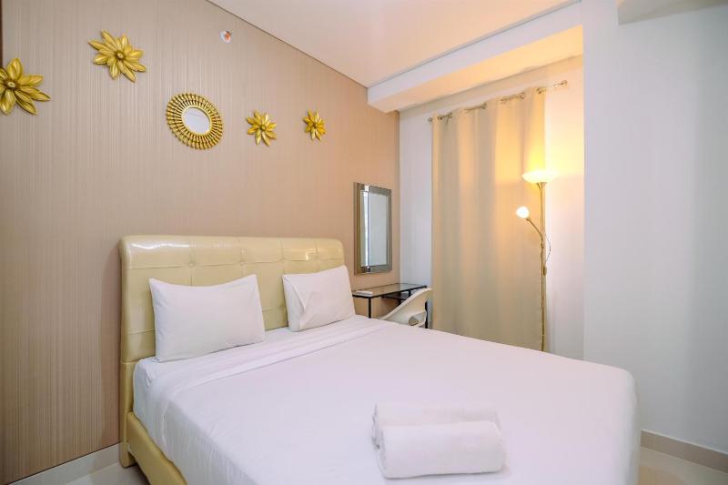 Best View 2BR at Transpark Cibubur Apartment with Sofa Bed By Travelio - image 4