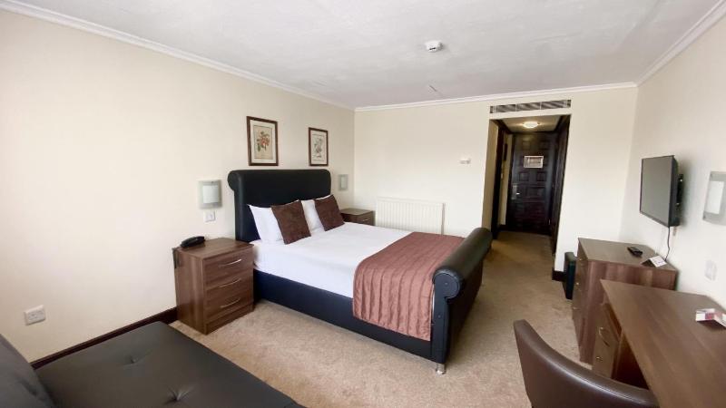 Executive Double Room image 3