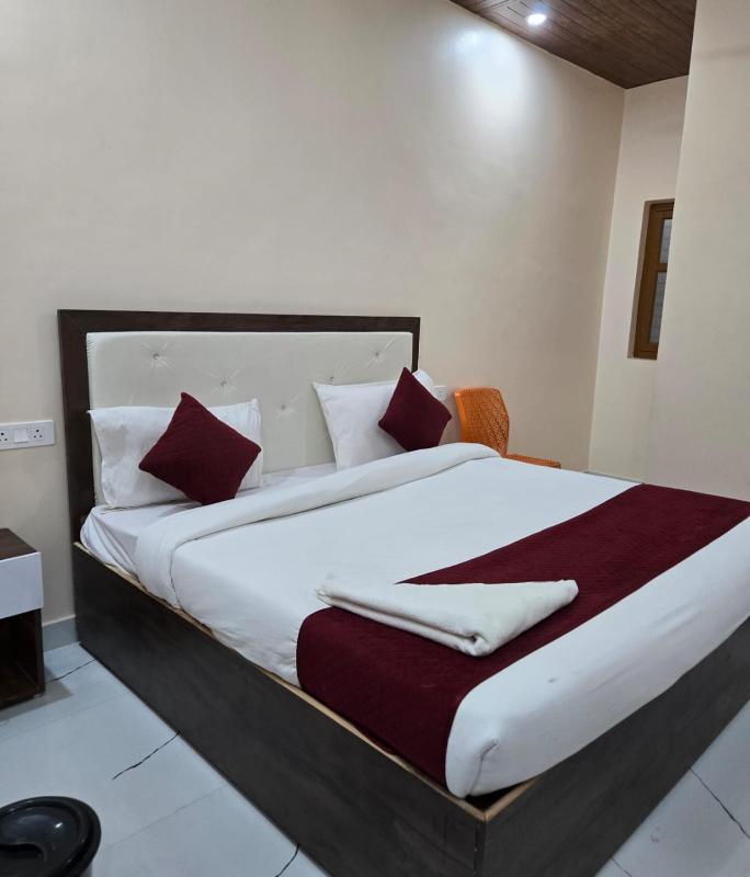 Anmol Kothi Yatri Niwas - image 3