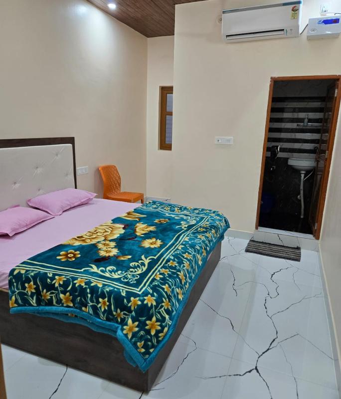 Anmol Kothi Yatri Niwas - image 33