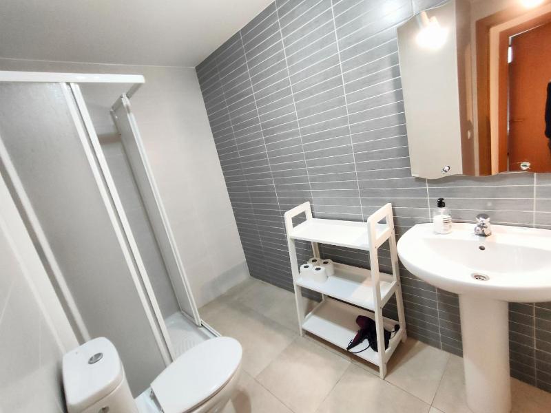 A H Rentals Garbi Apartamento con parking - image 11