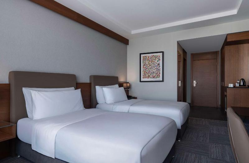 Standard Room image 3