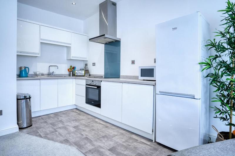 Bay View - 2 Bedroom Apartment - Tenby - image 23