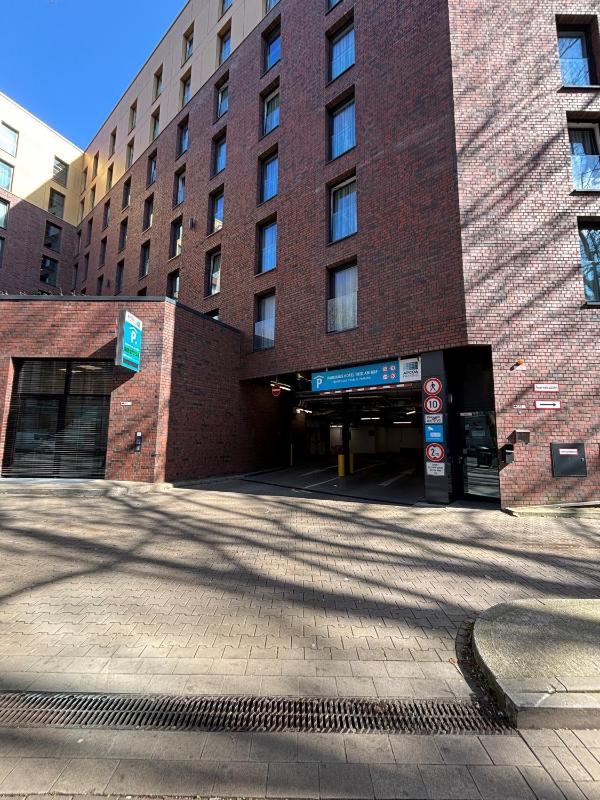 Hampton by Hilton Dusseldorf City Centre - image 18