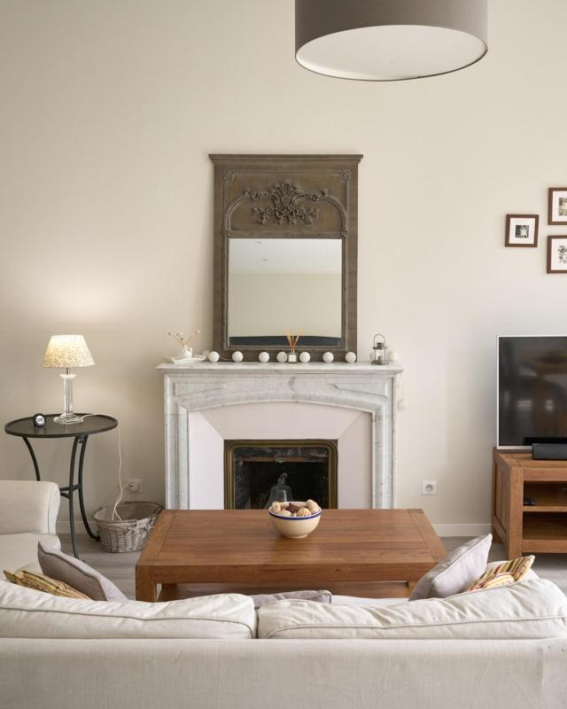 Sunlight Properties - Gisele - Nice hyper central 1 bedroom with large living room - image 16