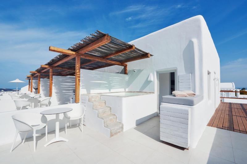 Deluxe Room With Outdoor Mini Plunge Pool image 4