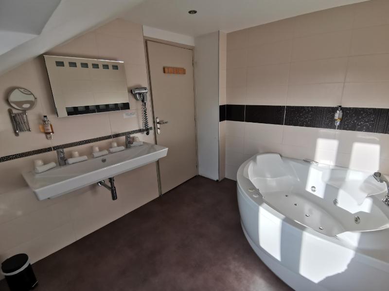 Junior Suite image 4
