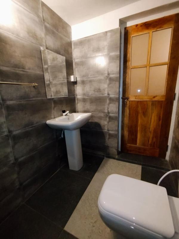 Blossomwell Bungalow - image 40