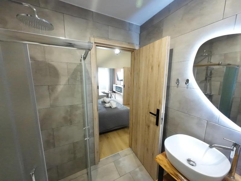 Nel Paese Apartment - image 11