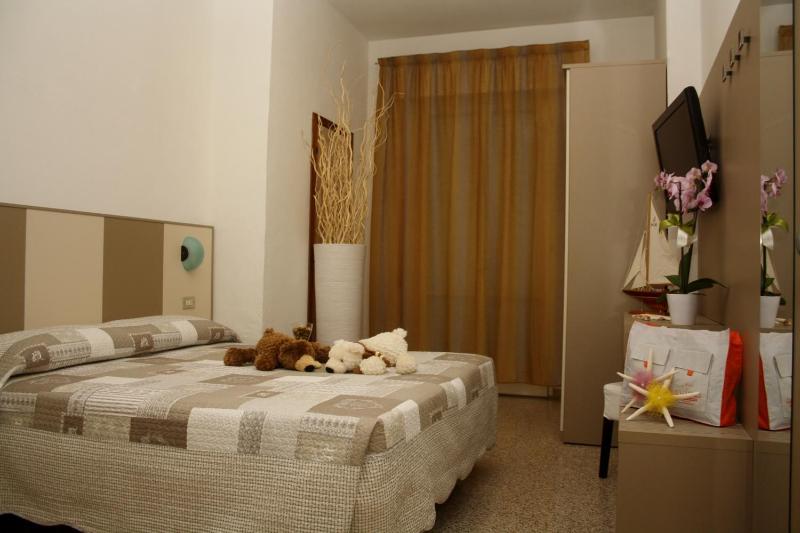 Hotel Camelia - image 23